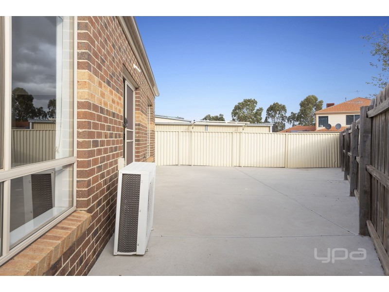 3/68 McBurnie Drive, Kurunjang VIC 3337