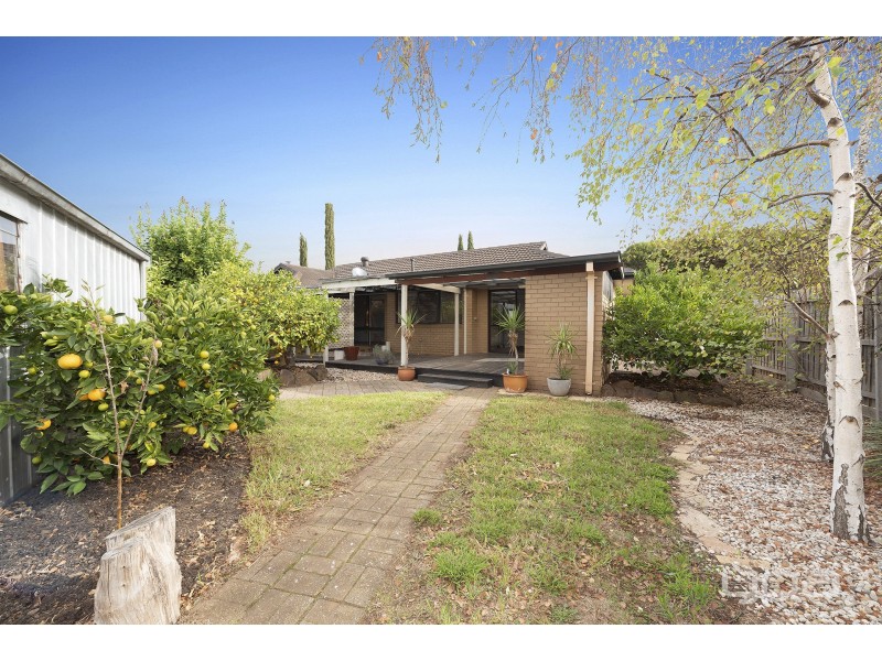 4 Coornong Court, Kurunjang VIC 3337