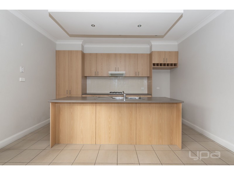 3/10 Haywood Grove, Melton West VIC 3337