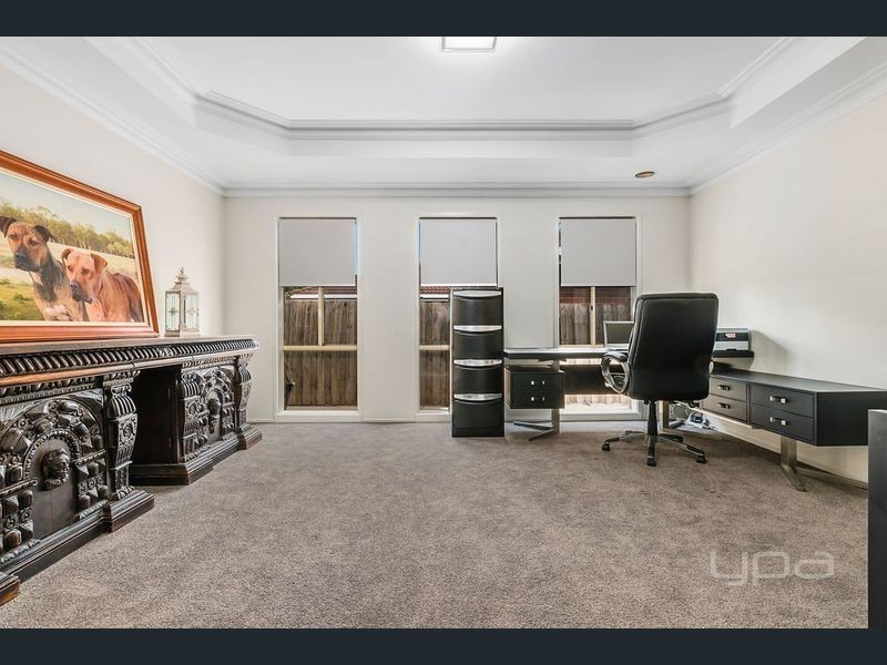 43 Lagarna Drive, Kurunjang VIC 3337