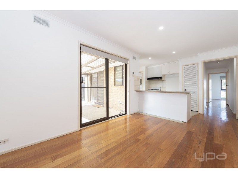 11 Vista Drive, Melton VIC 3337