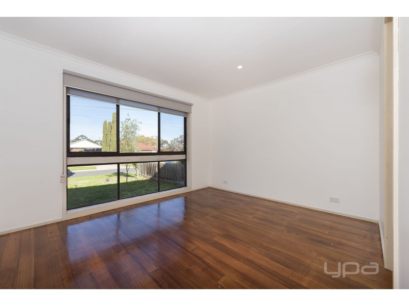 11 Vista Drive, Melton VIC 3337