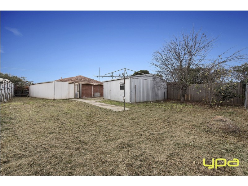 64 Hume Avenue,, Melton South VIC 3338