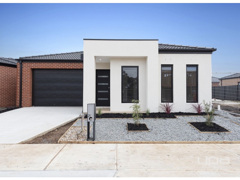 21 Mavi Avenue, Melton VIC 3337
