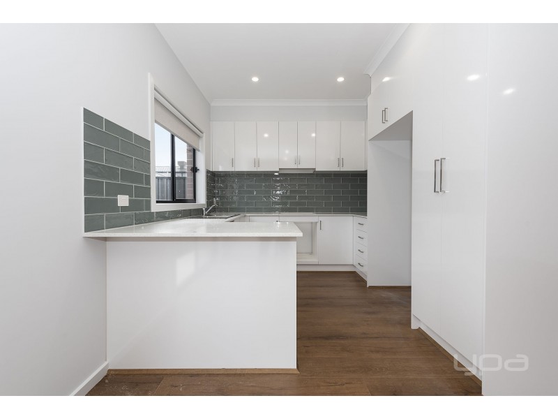 21 Mavi Avenue, Melton VIC 3337