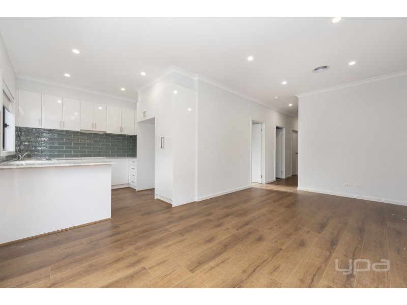 21 Mavi Avenue, Melton VIC 3337