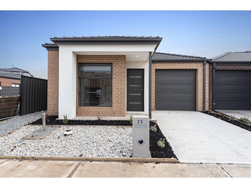 25 Mavi Avenue, Melton VIC 3337