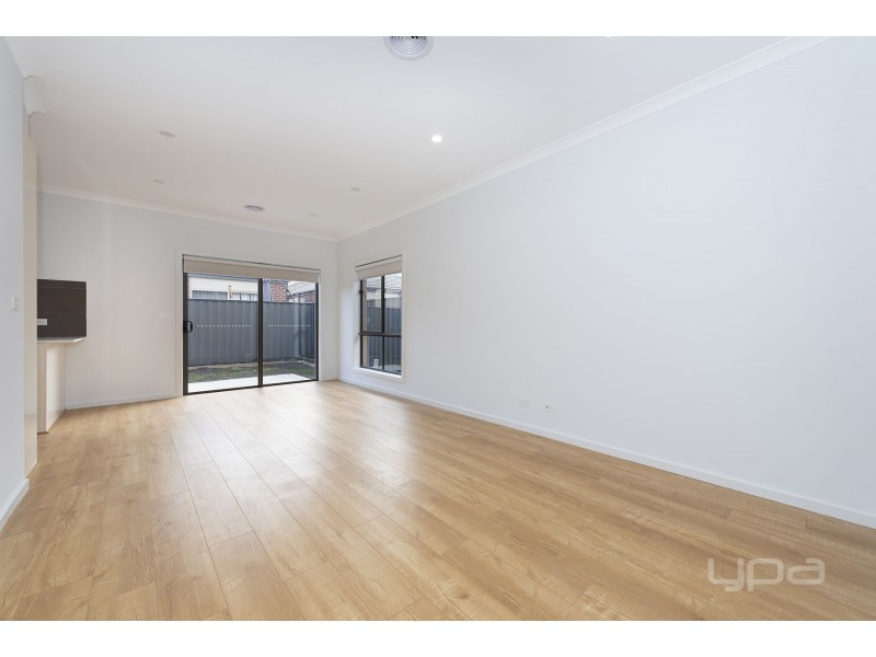 25 Mavi Avenue, Melton VIC 3337