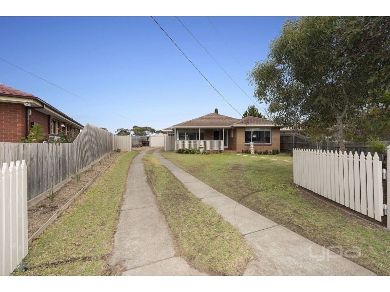 3 Luby Court, Melton VIC 3337