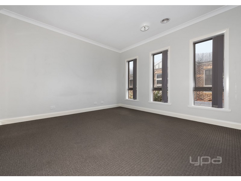 5/68 McBurnie Drive, Kurunjang VIC 3337