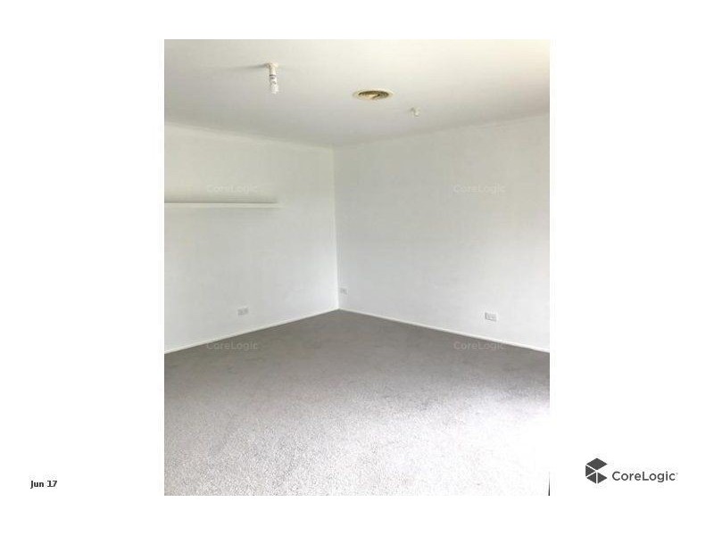 4 Sylvia Close, Hillside VIC 3037