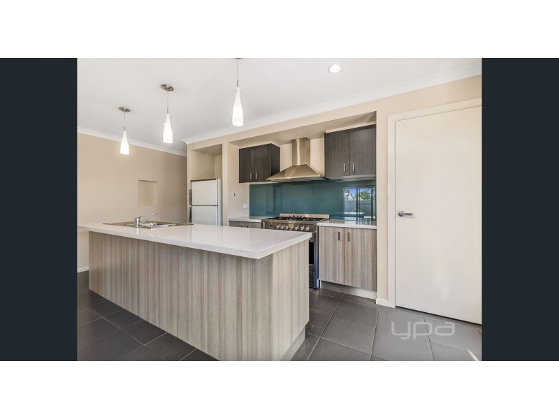 9 Stonehill Drive, Maddingley VIC 3340