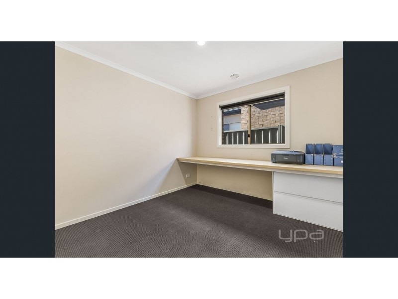 9 Stonehill Drive, Maddingley VIC 3340