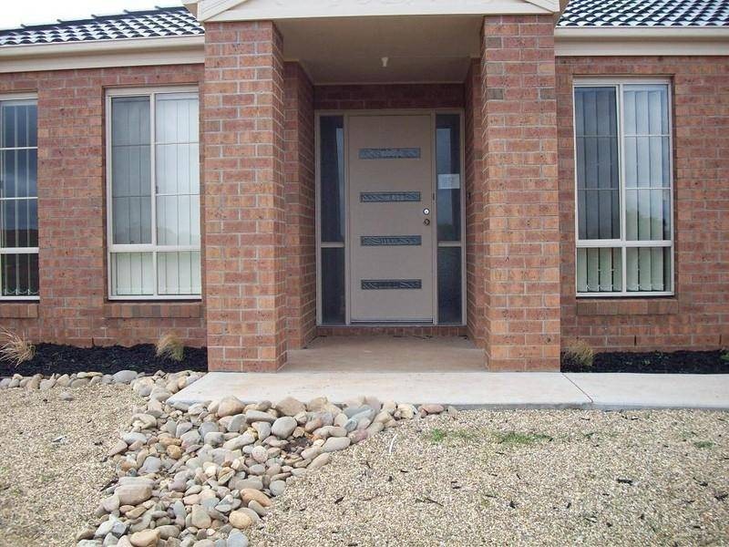 96 Black Knight Way, Kurunjang VIC 3337