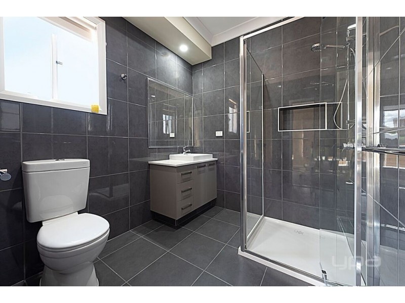 16 Emmett Street, Bacchus Marsh VIC 3340