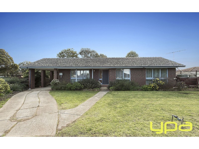 54 Rathdowne Circuit, Melton West VIC 3337