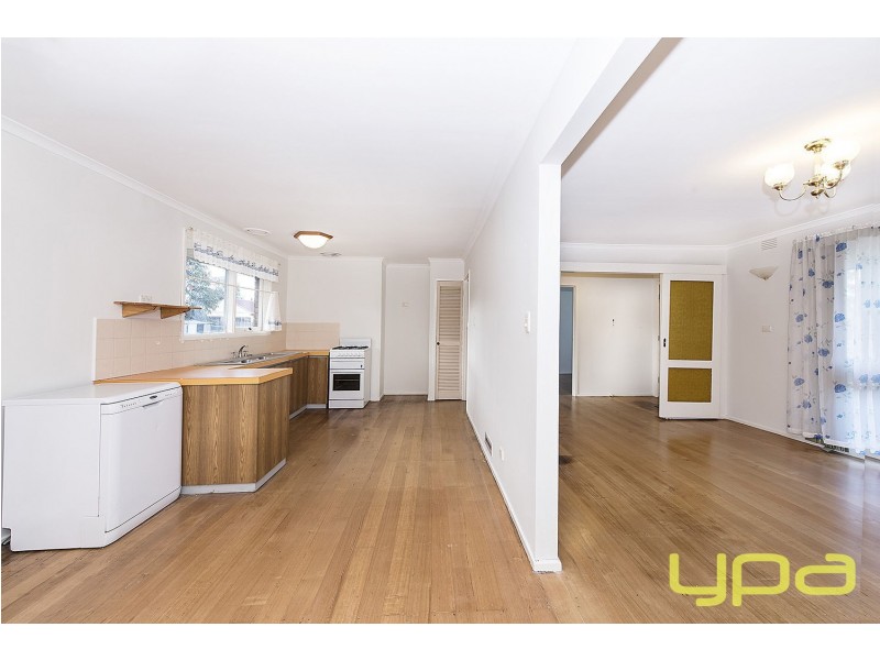 54 Rathdowne Circuit, Melton West VIC 3337