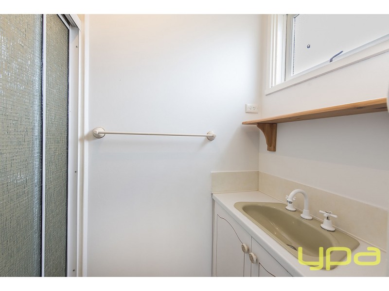 54 Rathdowne Circuit, Melton West VIC 3337