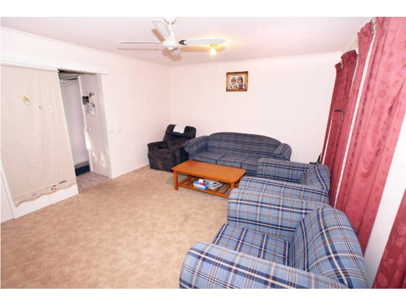 2 Wilson Road, Melton South VIC 3338