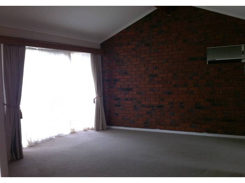 1 Perry Close, Melton VIC 3337