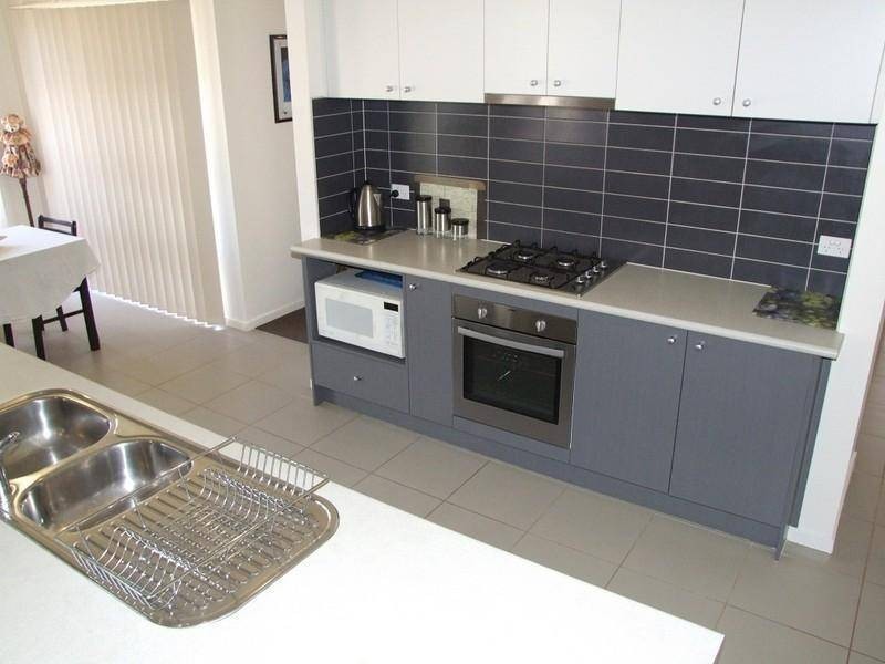 9 Sutton Grove, Melton West VIC 3337