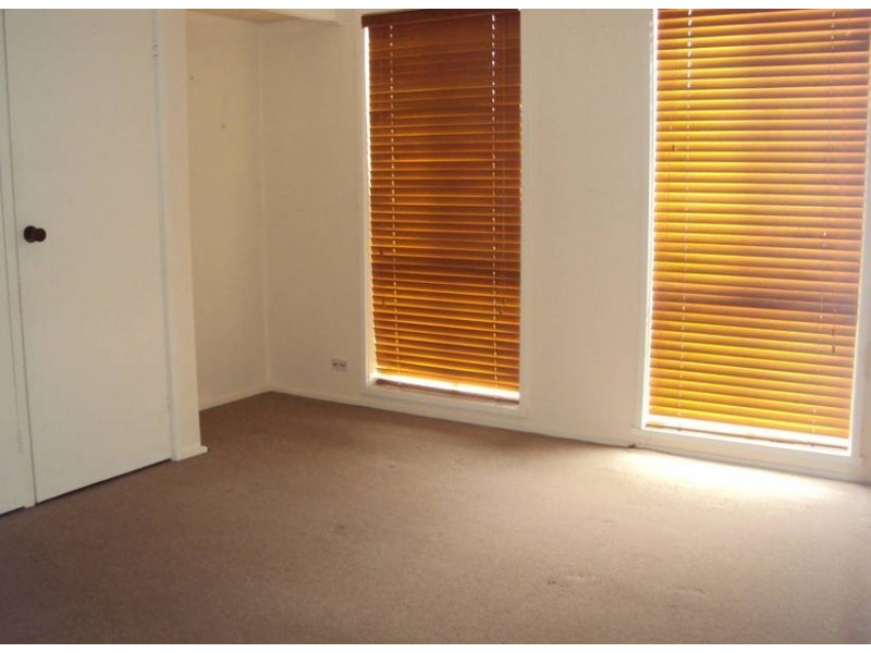 25 West Melton Drive, Melton West VIC 3337