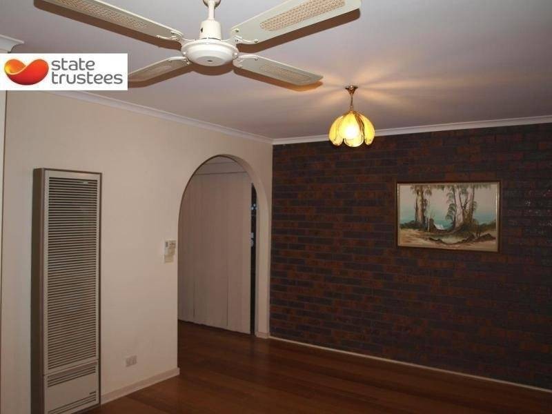 22 Bourke Road, Melton South VIC 3338