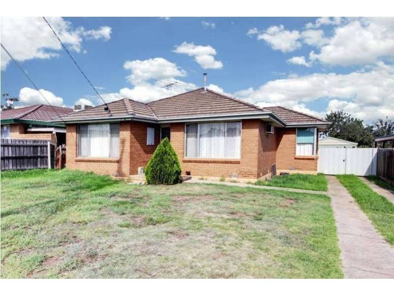 13 Bittern Street, Melton VIC 3337