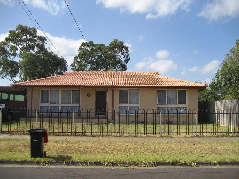 7 Elizabeth Street, Melton South VIC 3338