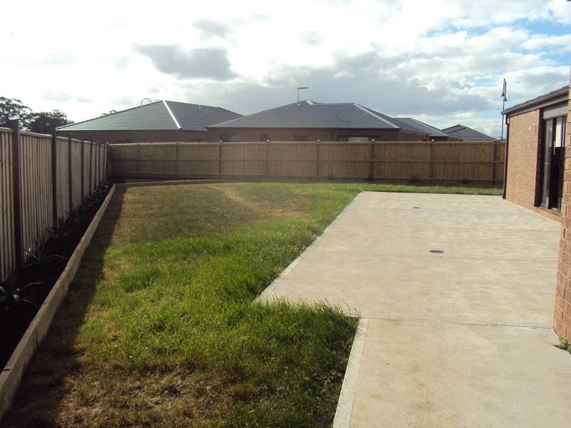 47 Gallery Avenue, Melton West VIC 3337