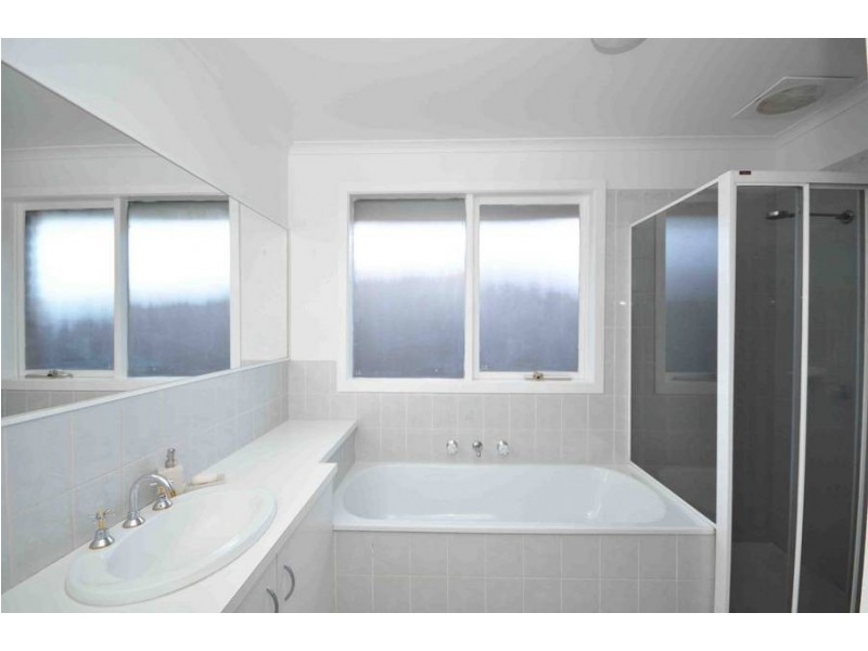 Meadow Heights VIC 3048