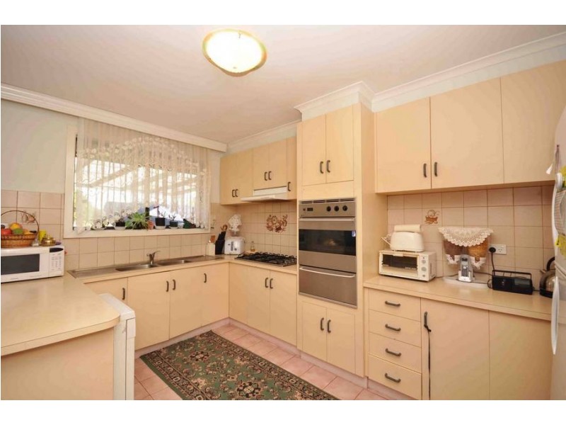 13 Buchan Street, Meadow Heights VIC 3048