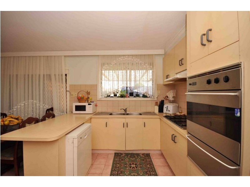 13 Buchan Street, Meadow Heights VIC 3048