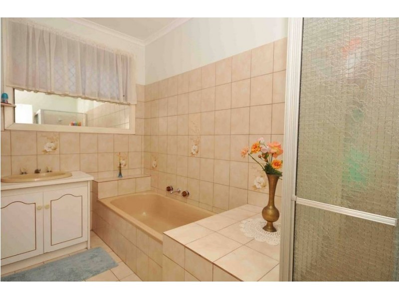 13 Buchan Street, Meadow Heights VIC 3048