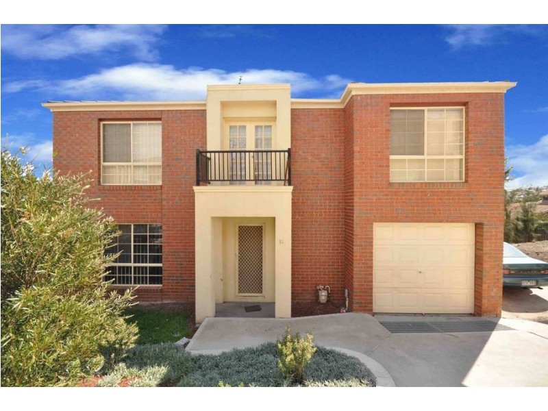 11/32 Papworth Place, Meadow Heights VIC 3048