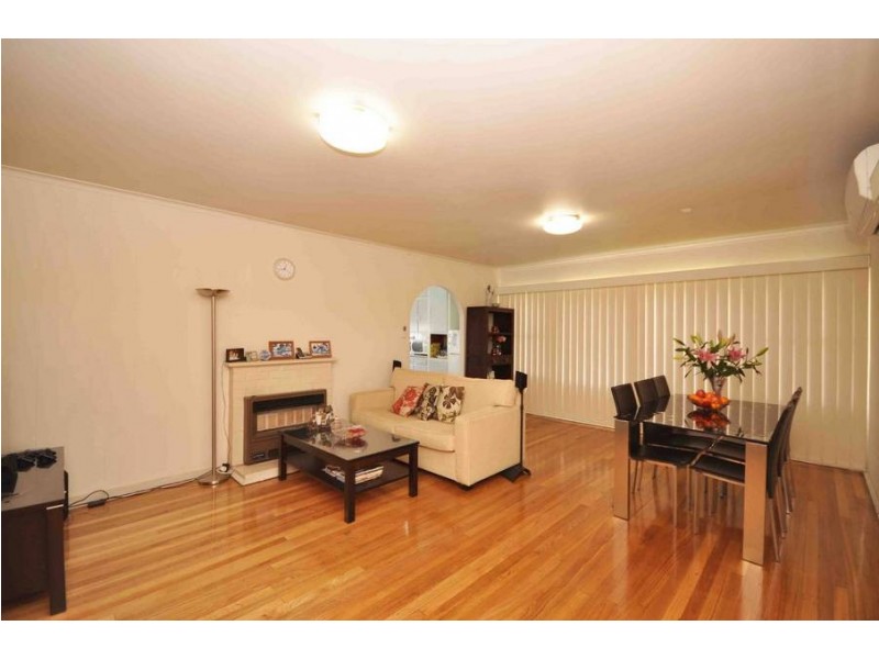 30 Gosford Crescent, Broadmeadows VIC 3047