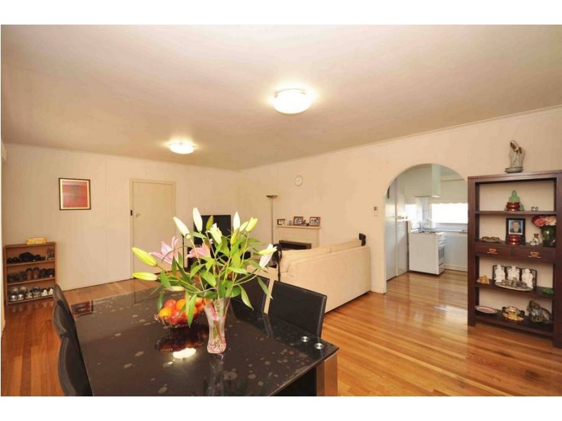 30 Gosford Crescent, Broadmeadows VIC 3047