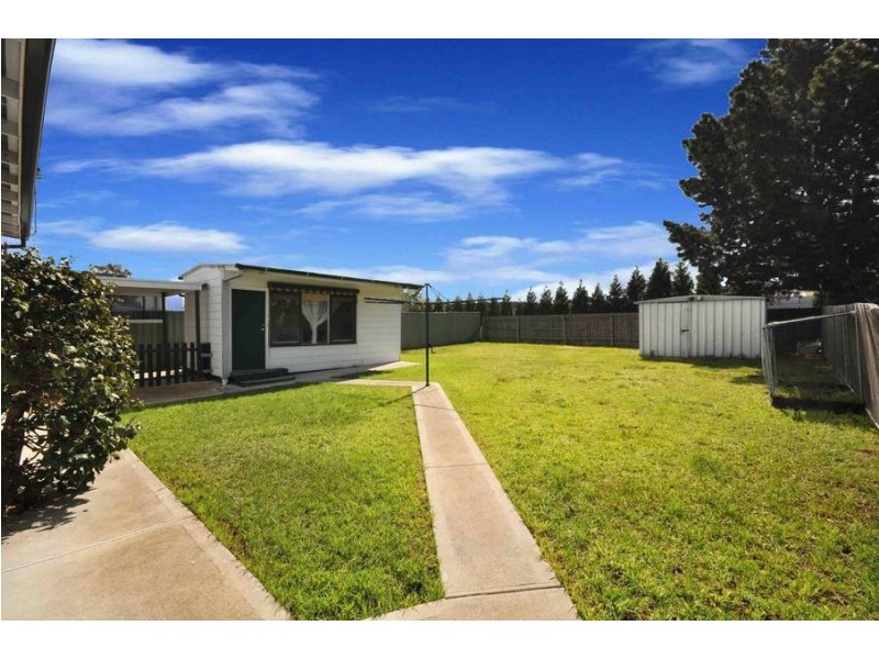 30 Gosford Crescent, Broadmeadows VIC 3047