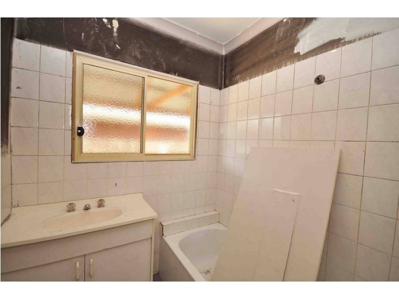 1&2/10 Ernest Street, Broadmeadows VIC 3047