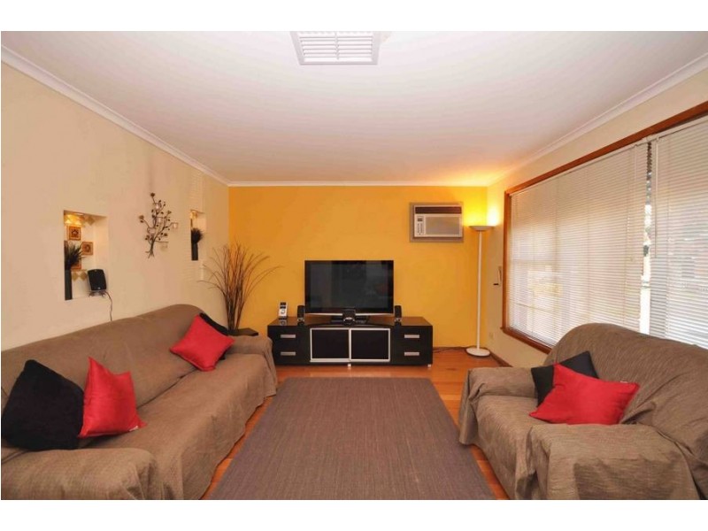 82 Geach Street, Dallas VIC 3047