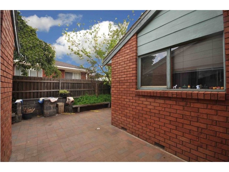 12 Elder Close, Meadow Heights VIC 3048