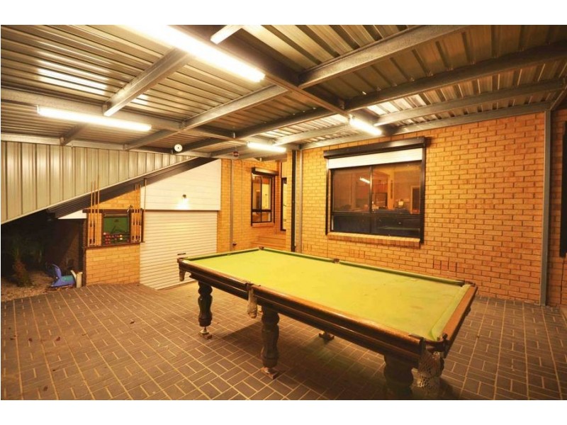 33 Arkley Drive, Greenvale VIC 3059