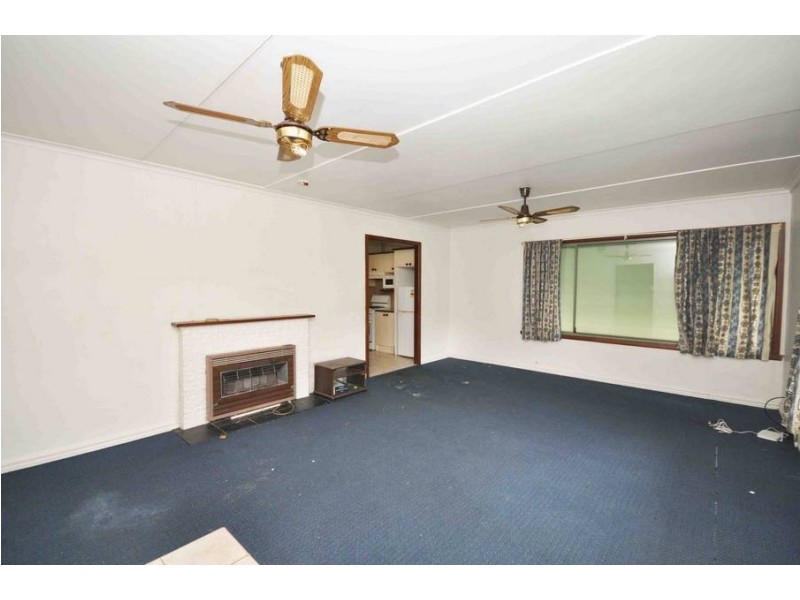 38 Tryrell Crescent, Fawkner VIC 3060