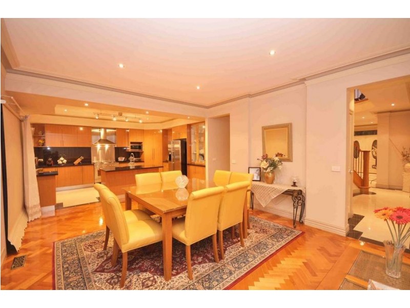 20 Hunter Avenue, Roxburgh Park VIC 3064