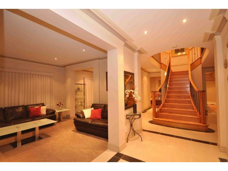 20 Hunter Avenue, Roxburgh Park VIC 3064