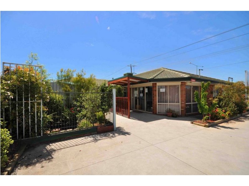1 Berringa Court, Meadow Heights VIC 3048