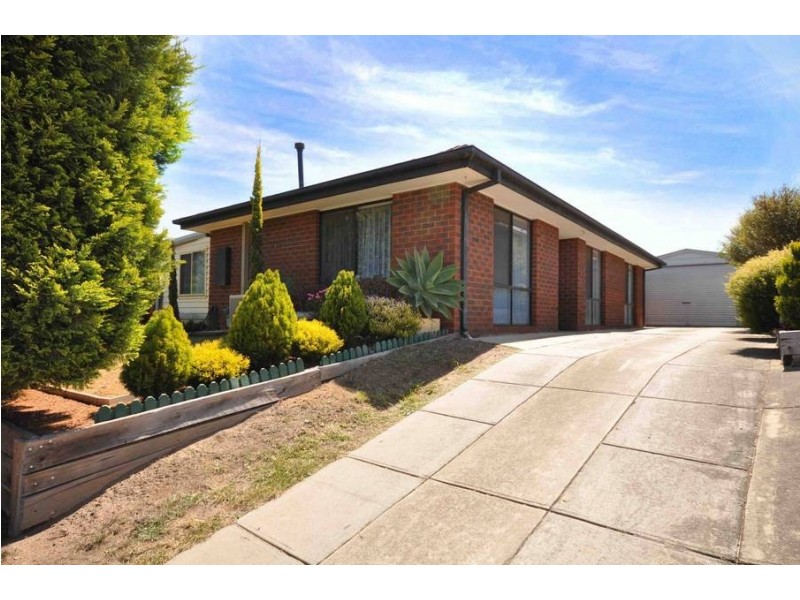 15 Clematis Court, Meadow Heights VIC 3048