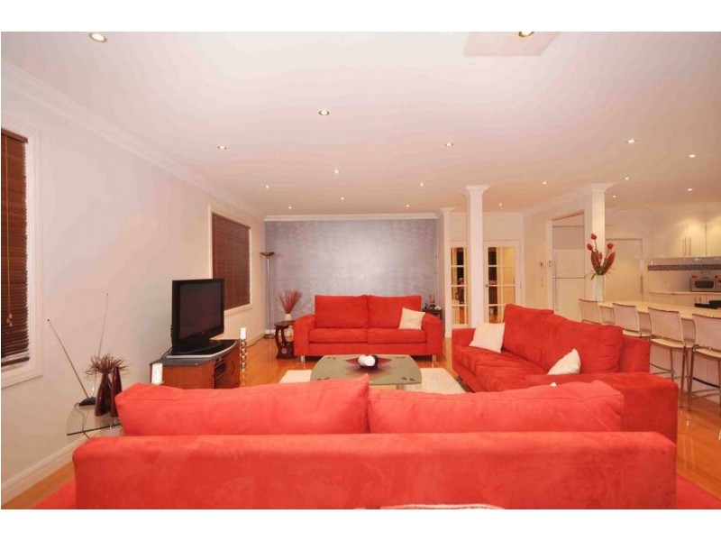 12 Preston Avenue, Roxburgh Park VIC 3064