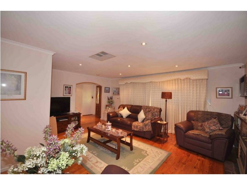 505 Barry Road, Dallas VIC 3047