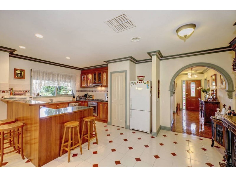 7 Herring Court, Roxburgh Park VIC 3064